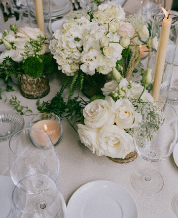 Centros de mesa en una boda celebrada en Casa El Molino